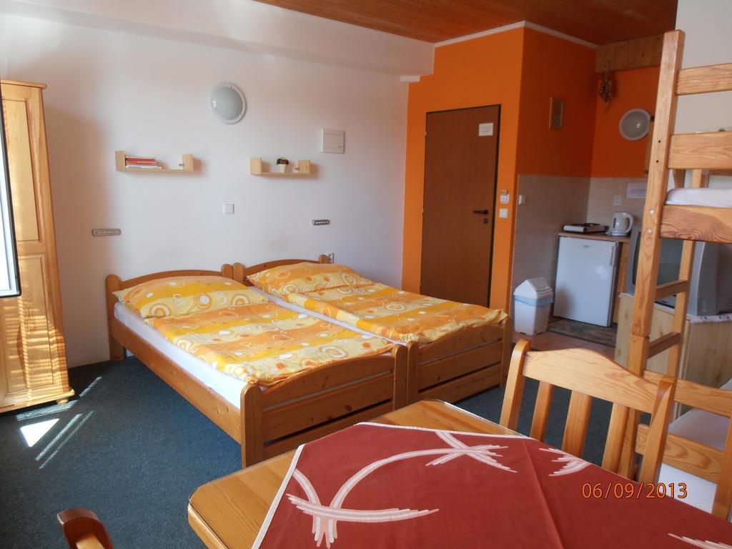Zeleny Dom Hotel Bojnice Buitenkant foto